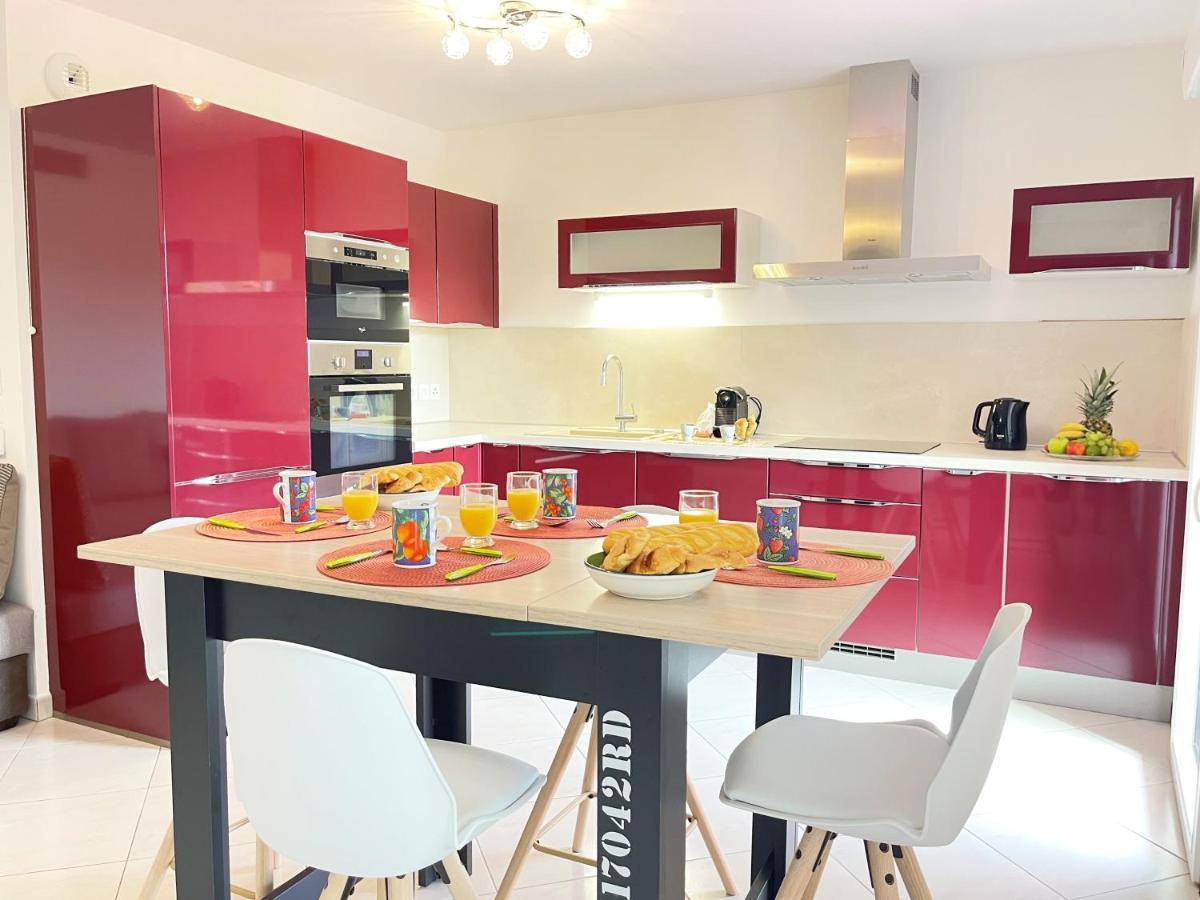 Tres Bel Appartement -Residence Avec Piscine Sur Le Toit Et Vue Panoramique Saint-Raphaël Exteriér fotografie