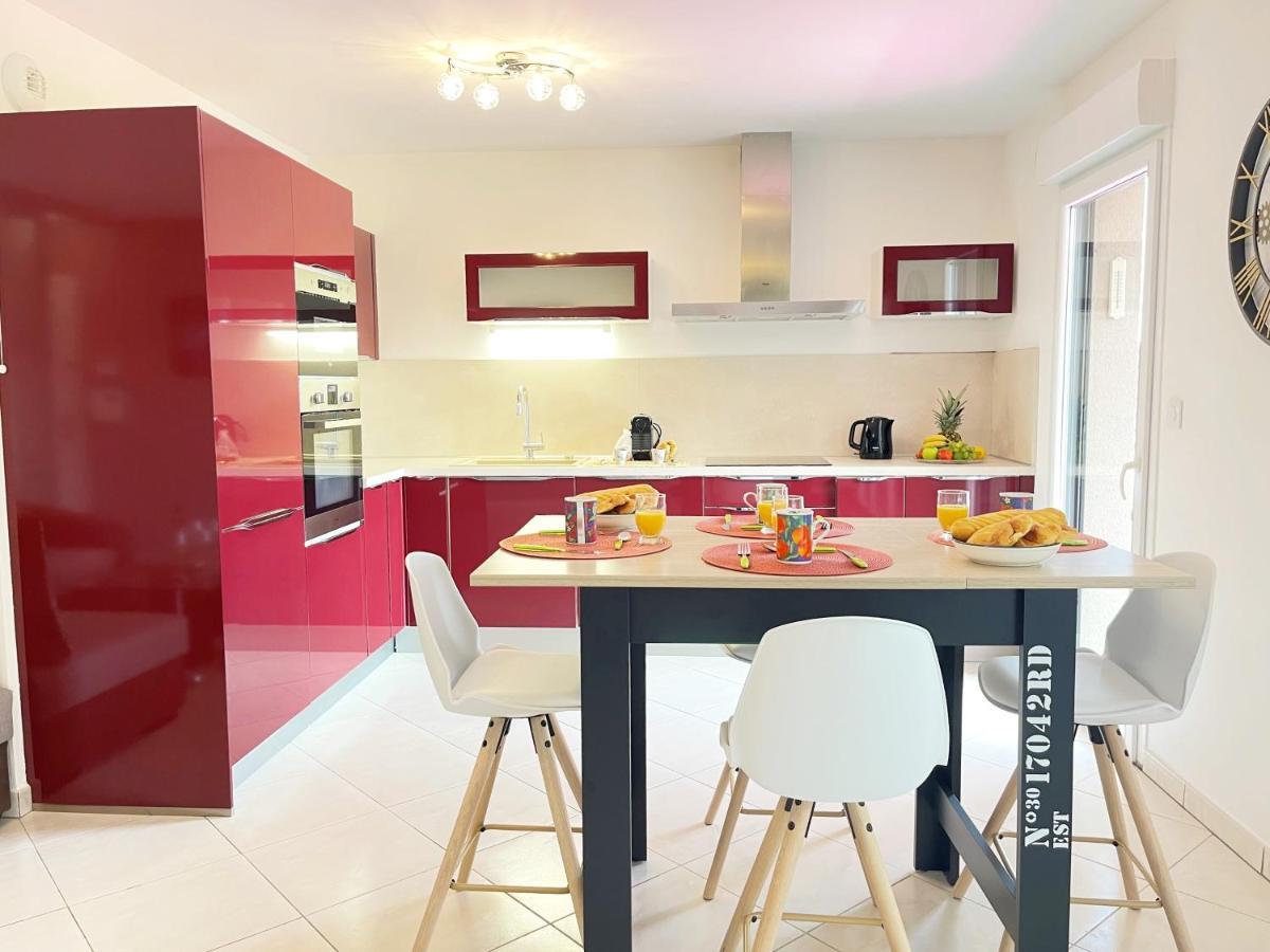 Tres Bel Appartement -Residence Avec Piscine Sur Le Toit Et Vue Panoramique Saint-Raphaël Exteriér fotografie